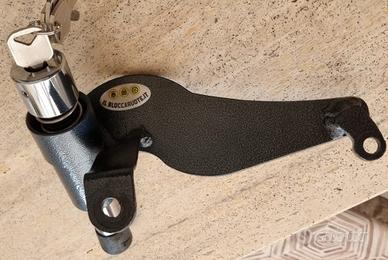 Antifurto BLOCCA RUOTA per Yamaha XMax 125 cc