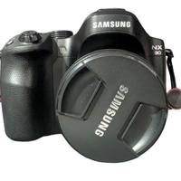 Samsung NX 30 - Fotocamera mirrorless 20Mpx