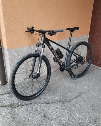 TREK MARLIN 5 2023
