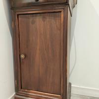 mobiletto in legno con cassetto