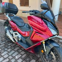 Honda Forza 750 perfetto