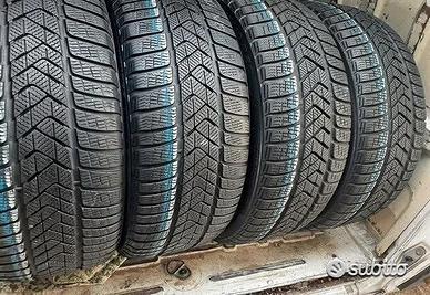 4 gomme usate invernali 285 40 21 Pirelli