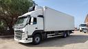 volvo-fm-370-6x2-isotermico