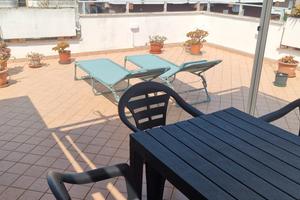 Casa con terrazzo vista mare