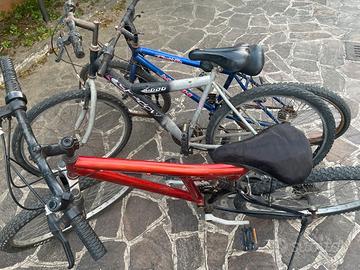 3 bici per ricambi
