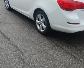 Opel Astra sw 16 benzina GPL