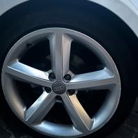 Cerchi 18 gommati audi 4 stagioni