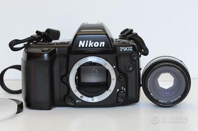 Nikon F90X Macchina fotografica reflex analogica