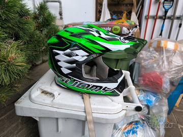 Husqvarna SM 125 2t blocco accessori+Suomy 