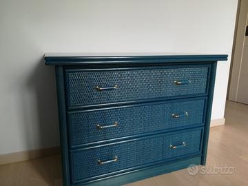 Arredo cameretta in legno