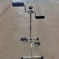Pedaliera riabilitativa gambe e braccia