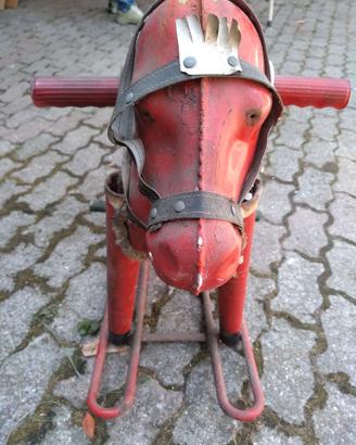 Cavallino a dondolo anni 50