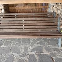 panchine in ghisa