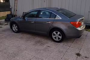Cruze 1.6 benzina  GPL  148.000 km NON MARCIANTE