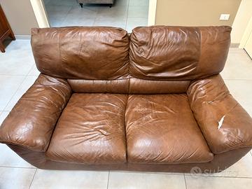 Divani in VERA pelle Natuzzi da restaurare