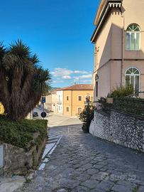 Box auto di circa 21 mq