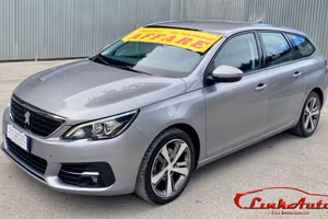 Peugeot 308 1.6 131CV automatica BlueHDi 120 S&S S