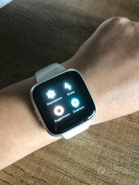 Fitbit versa lite smartwatch