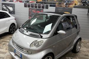 Smart Fortwo Brabus Cabrio 700 75cv