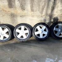 Cerchi in lega Ford da 15 4x108 con gomme estive
