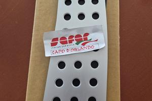 FIAT 124 SPIDER _POGGIAPIEDE _PEDALIERA ORIGINALE