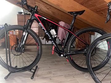 Focus Raven 29R Carbonio TG M