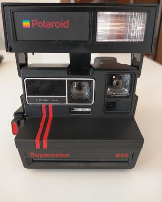 macchina fotografica polaroid 