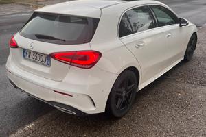 Mercedes-benz A180d Premium amg package