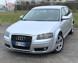 Audi A3 SPB 2.0 16V TDI 140CV Neopatentati