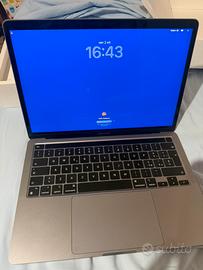 Vendersi MacBook Pro M2 256gb 2022 (Immacolato).