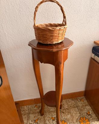 Porta vaso in legno