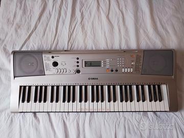 Yamaha tastiera PSR E303
