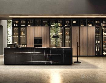 Cucina MONARCA isola e vetrine | dimensioni 300 cm