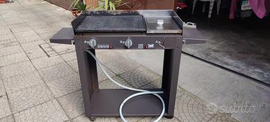 Barbecue gas con piastra in ghisa e pietra