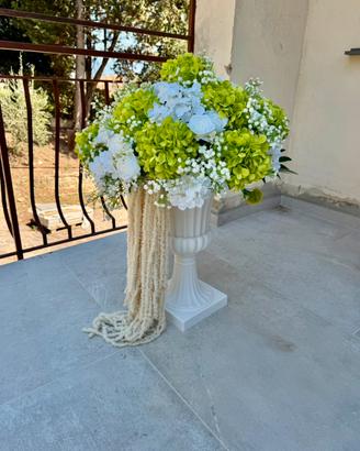 VASO CON COMPOSIZIONE DI FIORI FINTI