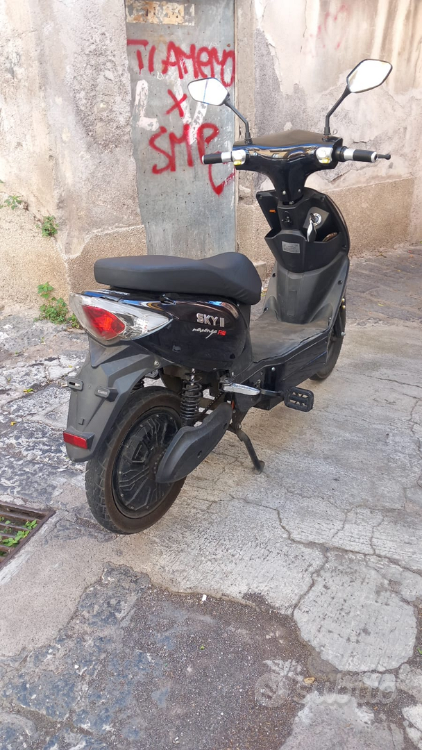 Sky Scooter Elettrico Pedalata Assistita Usato Sky Motorino