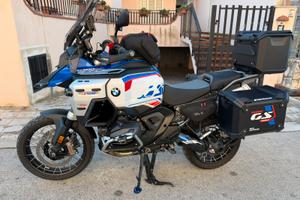Bmw gs 1300 adventure full trophy tagliando