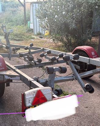 Carrello stradale imbarcazione