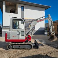 Miniescavatore Takeuchi TB135