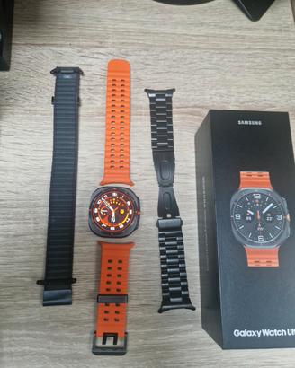 Samsung Galaxy Watch Ultra (2024) 47mm 


