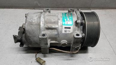 COMPRESSORE ARIA CONDIZIONATA VOLVO truckFL7 usato
