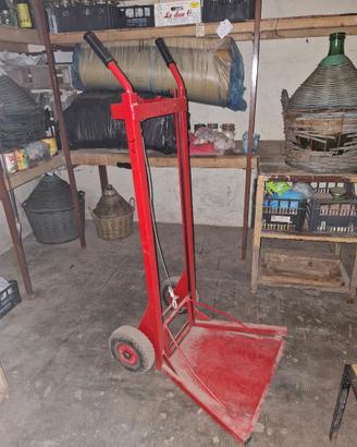 CARRELLO ALZA/SOLLEVA DAMIGIANE