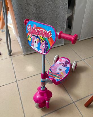 Monopattino Unicorno