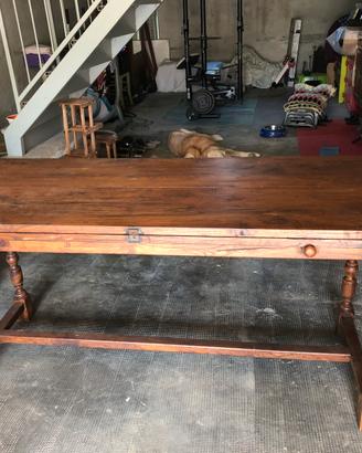 Tavolo in puro legno allargabile