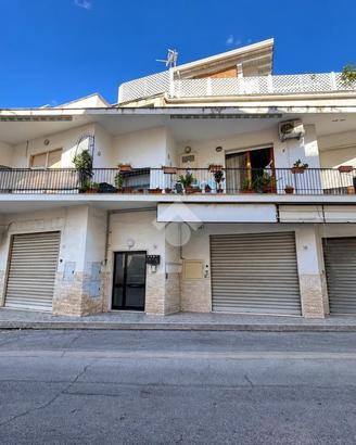 3 LOCALI A TERRACINA