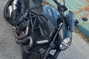 Ducati Diavel Carbon