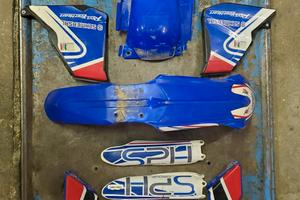 Plastiche Revolution Racetech YZ