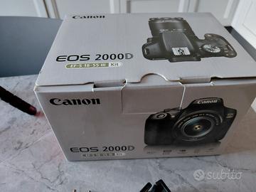 Fotocamera Canon EOS 2000D EF S 18-55 III Kit