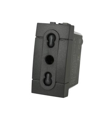 SANDASDON Presa Bipasso Bivalente 2P+T 10/16A Nero