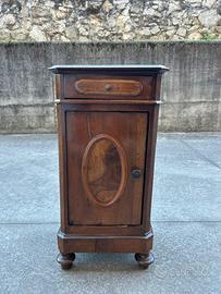 Comodino vintage in legno